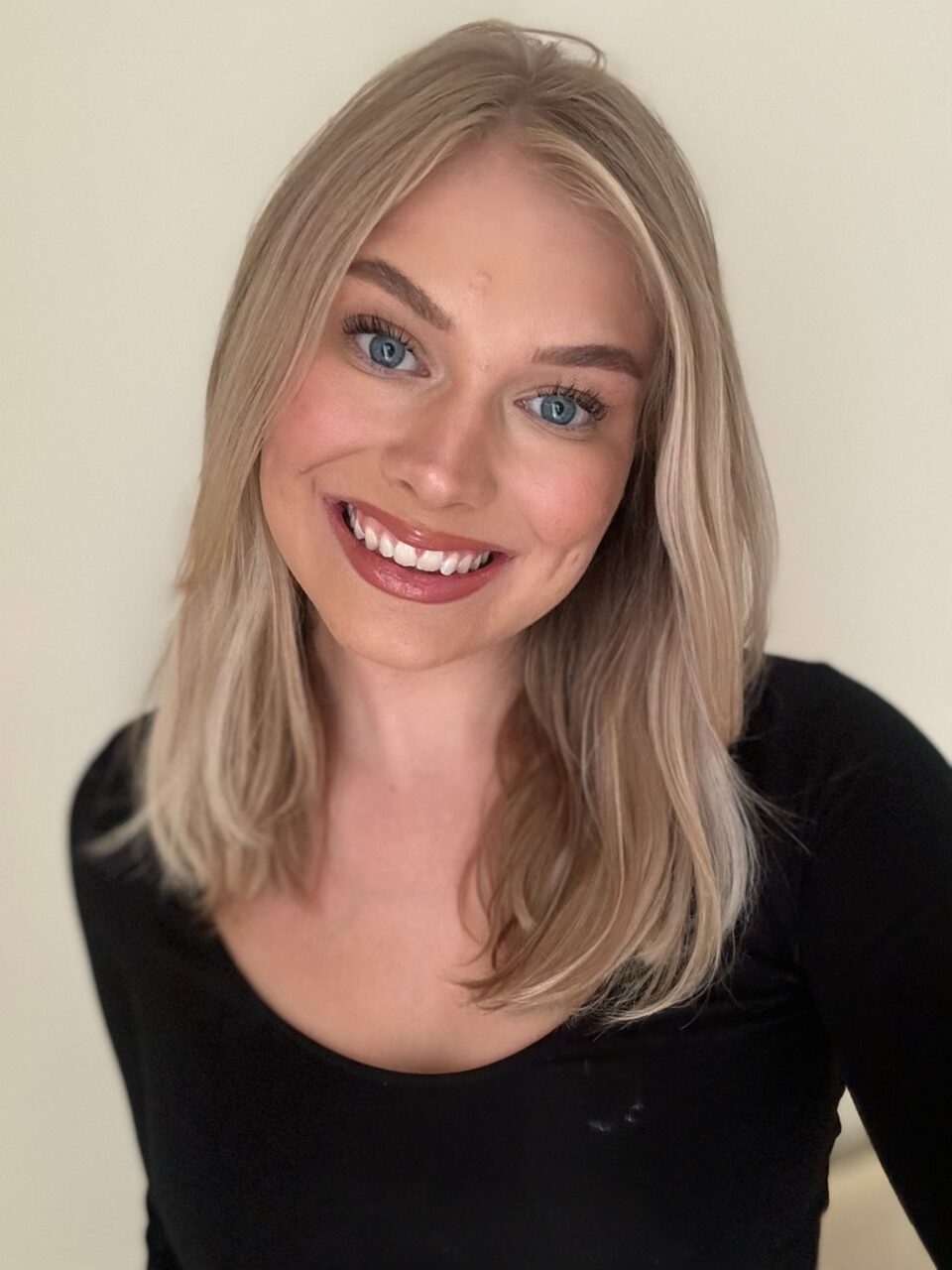 Emily, professional bridal makeup artist